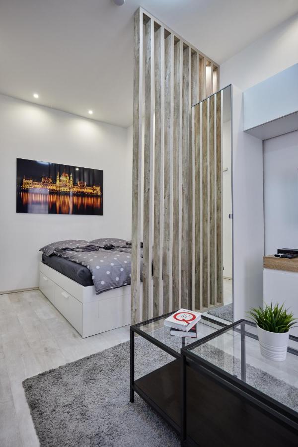 Cozy Little Apartment In Downtown บูดาเปสต์ ภายนอก รูปภาพ