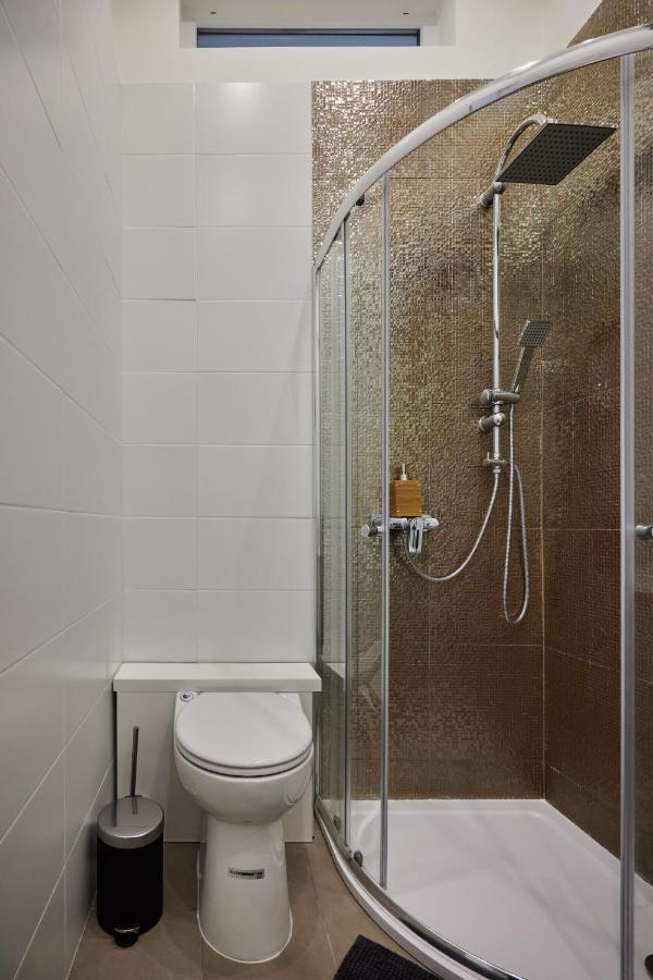 Cozy Little Apartment In Downtown บูดาเปสต์ ภายนอก รูปภาพ